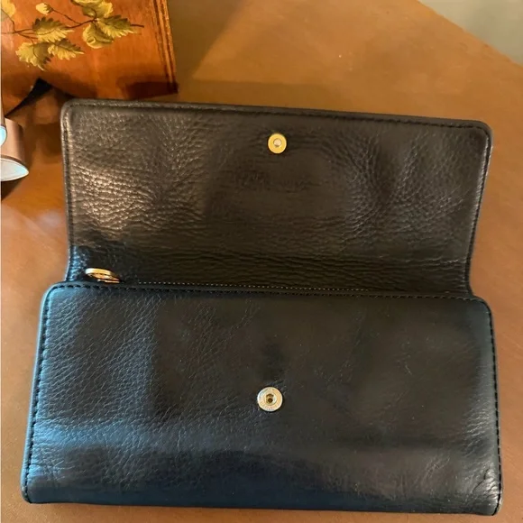 Marc By Marc Jacobs Black and Gold Workwear Accessory - Picture 4 of 9